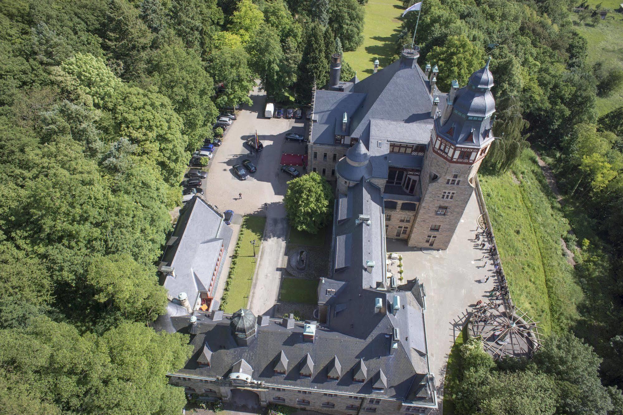 Schloss Hotel Wolfsbrunnen Schwebda Exterior photo